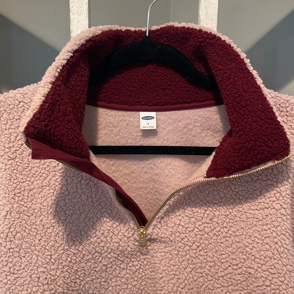 Woman’s Old Navy 3/4 Zip Fleece - Picture 4 of 5